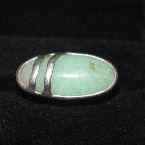 Vintage Sterling Silver, Retired Silpada Chrysoprase Ring